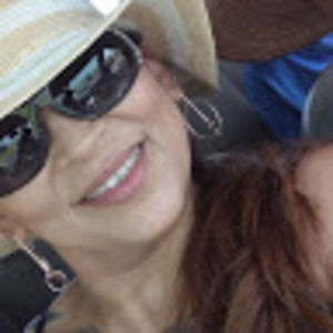 Meet your Posher, Loretta